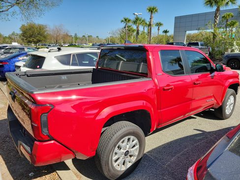 Used 2025 Toyota Tacoma SR5 image 16