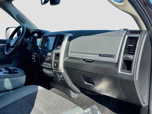 Used 2017 RAM 3500 Big Horn AWD/4WD image 29