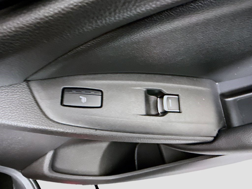 Used 2021 Honda Accord Touring image 30