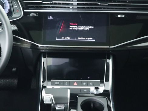Certified 2025 Audi Q7 2.0T Premium image 14