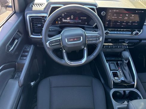 New 2026 GMC Canyon Elevation image 14