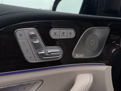 Used 2025 Mercedes-Benz GLE 580 4MATIC image 13