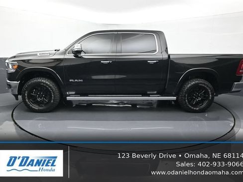Used 2022 RAM 1500 Laramie AWD/4WD image 2