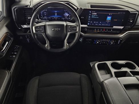 Used 2023 Chevrolet Silverado 1500 LT Trail Boss w/ Protection Package AWD/4WD image 9