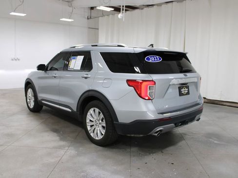 Used 2023 Ford Explorer Limited w/ Limited Technology Package RWD image 7