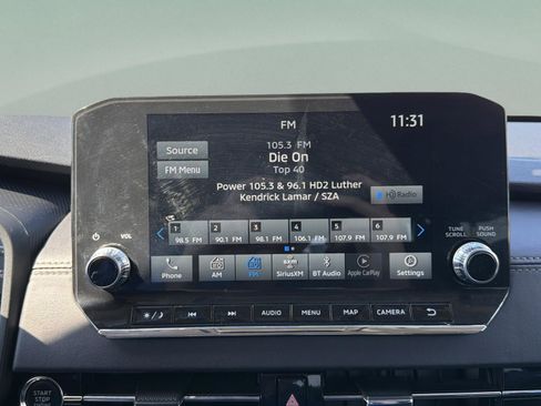 Used 2024 Mitsubishi Outlander SE image 17