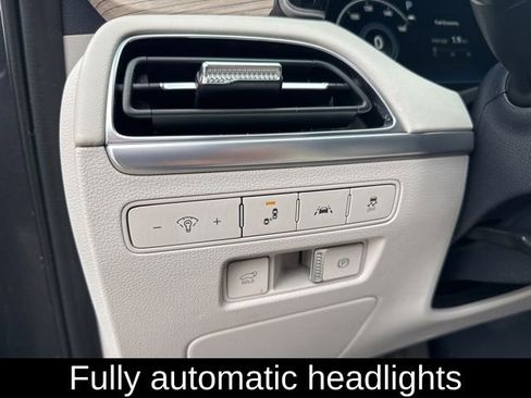 Used 2022 Hyundai Palisade Limited image 24