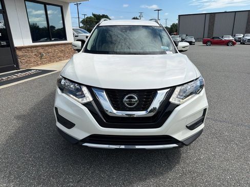 Used 2020 Nissan Rogue SV FWD image 10