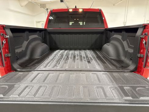 Used 2022 RAM 1500 Big Horn image 24