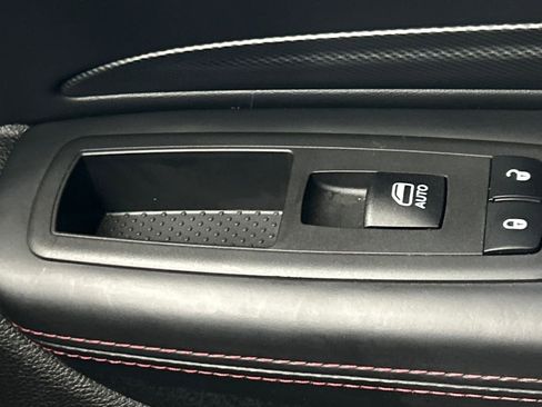 Used 2021 Dodge Durango R/T w/ Premium Interior Group image 32