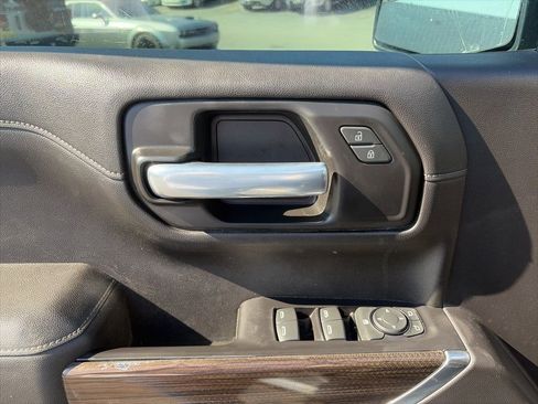 Used 2021 Chevrolet Silverado 1500 RST w/ Texas Edition Plus image 14