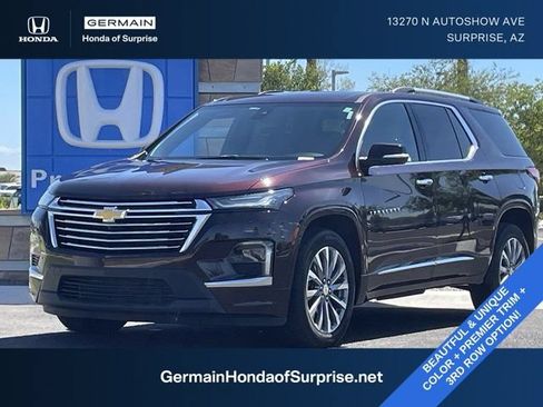 Used 2023 Chevrolet Traverse Premier AWD/4WD image 1