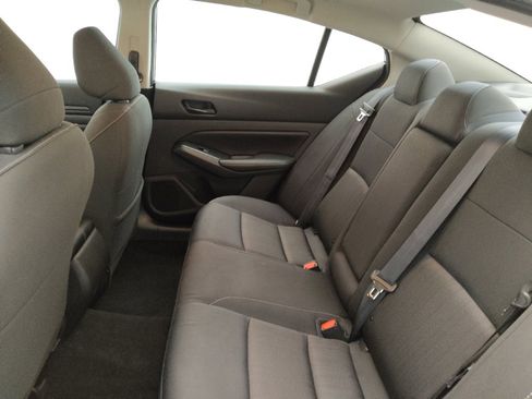 Used 2024 Nissan Altima 2.5 SV image 18