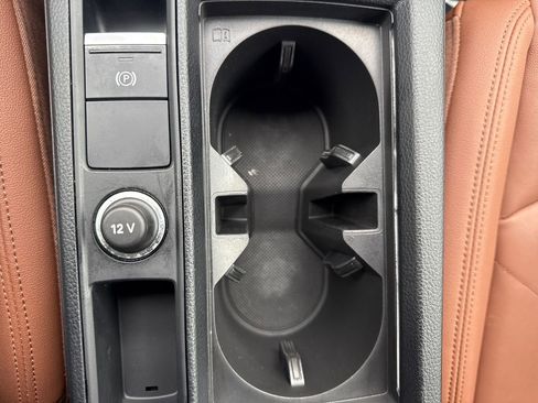 Used 2022 Audi Q3 2.0T Premium Plus image 22