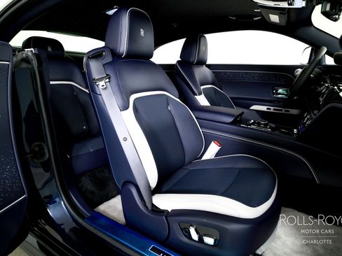 New 2026 Rolls-Royce Spectre Black Badge image 24
