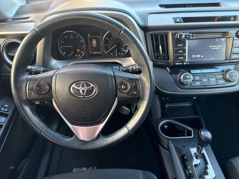 Used 2016 Toyota RAV4 XLE image 14