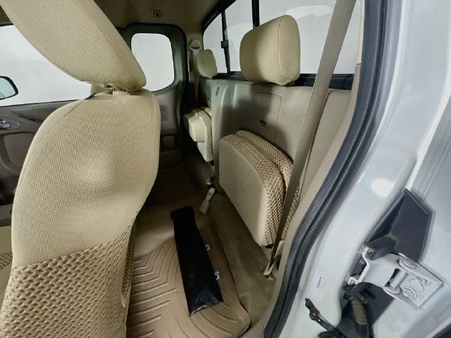 Used 2012 Nissan Frontier SV w/ SV Premium Utility Pkg RWD image 23