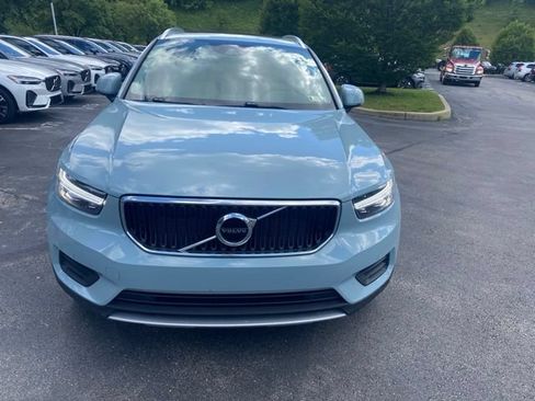 Used 2019 Volvo XC40 T5 Momentum AWD/4WD image 2