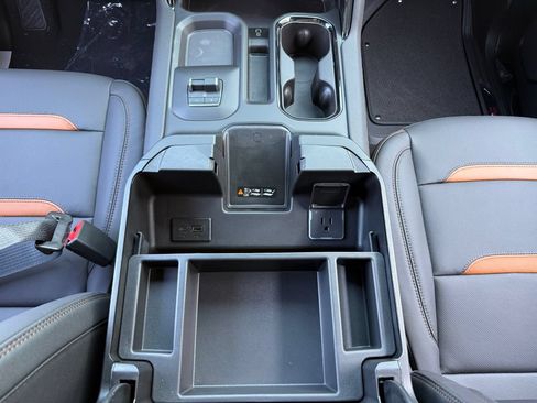 New 2026 GMC Sierra 3500 AT4 w/ AT4 Premium Plus Package AWD/4WD image 40