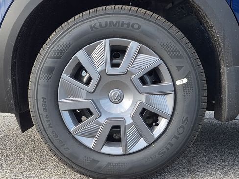 Used 2026 Nissan Kicks S FWD image 6