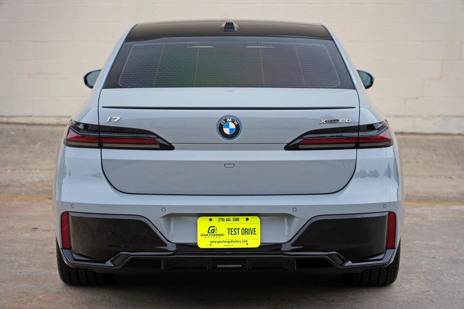 Used 2023 BMW i7 xDrive60 w/ Parking Assistance Package AWD/4WD image 63