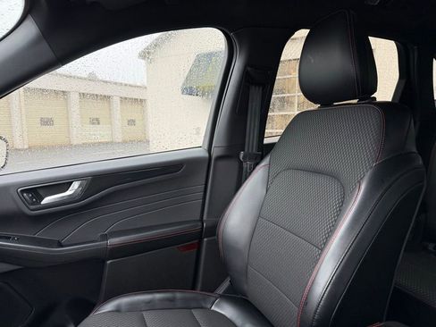 Used 2023 Ford Escape ST-Line Elite image 27