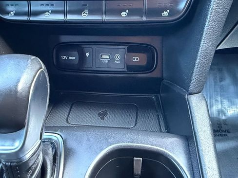 Used 2019 Hyundai Santa Fe FWD image 23