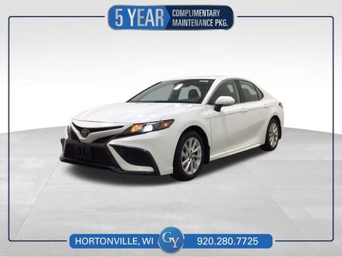 Used 2023 Toyota Camry SE FWD image 1