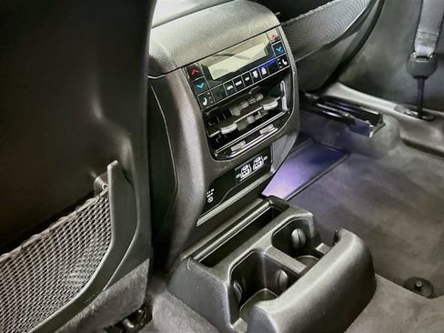 Used 2021 Jeep Grand Cherokee L Overland w/ Advanced Protech Group III AWD/4WD image 27