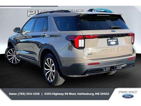 New 2026 Ford Explorer ST-Line AWD/4WD image 2