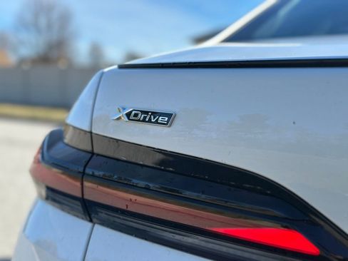 Certified 2025 BMW 740i xDrive 740i xDrive w/ Executive Package image 14