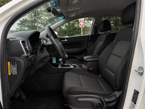 Used 2019 Kia Sportage LX AWD/4WD image 14