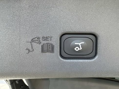 New 2026 Lincoln Nautilus Reserve image 12