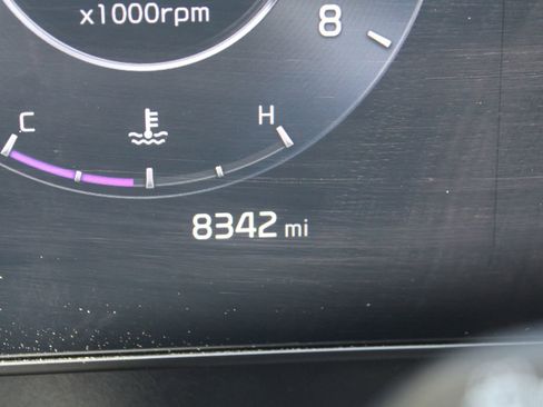 Certified 2025 Kia Sportage SX FWD image 32