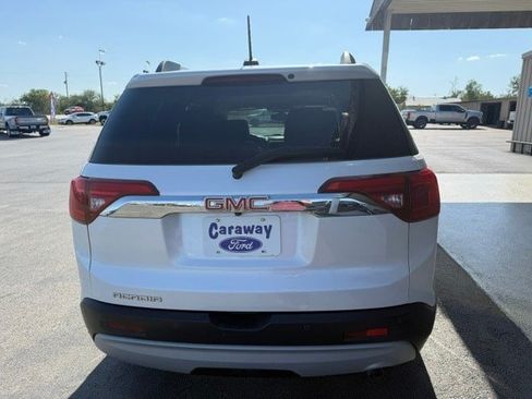 Used 2017 GMC Acadia SLT FWD image 6