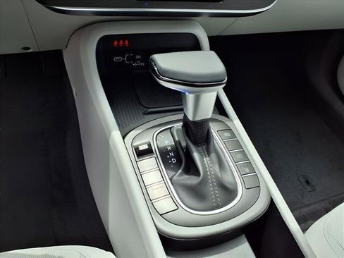 New 2026 Hyundai Kona SEL Sport AWD/4WD image 17