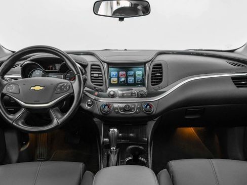 Used 2018 Chevrolet Impala LT image 11