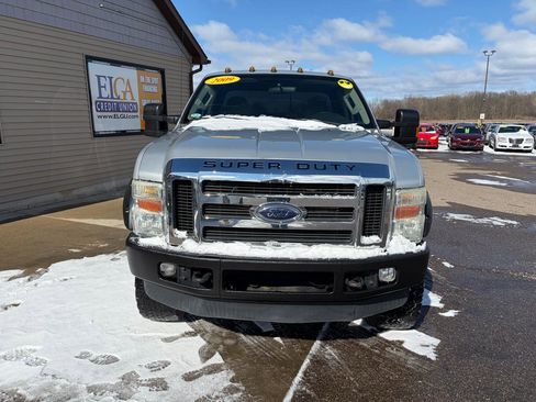 Used 2008 Ford F250 FX4 image 2
