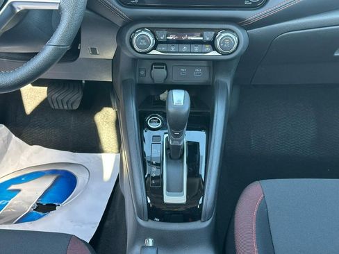 New 2025 Nissan Versa SR w/ Trunk Package image 8