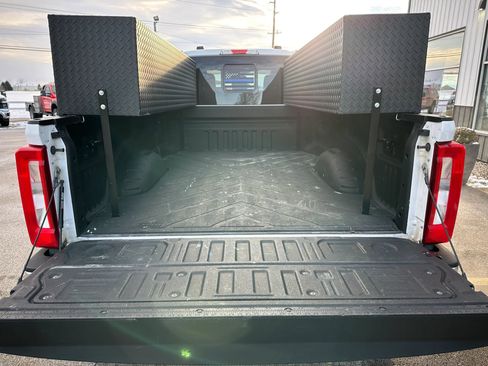 Used 2023 Ford F350 XL w/ Snow Plow Prep Package image 5