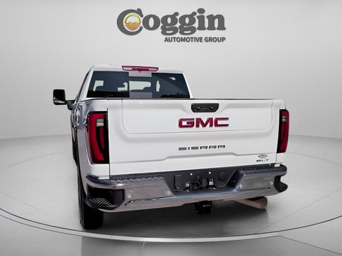 New 2026 GMC Sierra 3500 SLT w/ SLT Convenience Package image 8