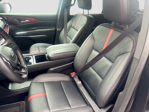 Used 2024 Chevrolet Traverse RS w/ LPO, Floor Liner Package AWD/4WD image 22