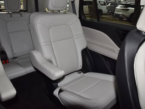 New 2026 Lincoln Aviator 2WD image 22