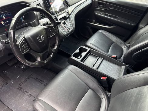Used 2023 Honda Odyssey Sport image 3