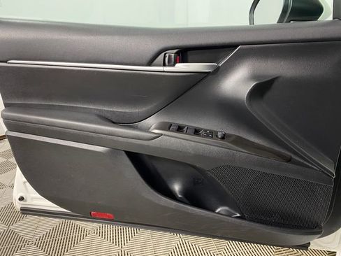 Used 2024 Toyota Camry SE FWD image 20