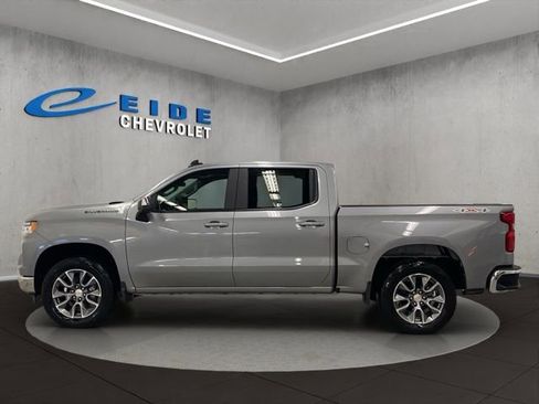 New 2026 Chevrolet Silverado 1500 LT image 3