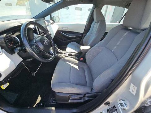 Used 2021 Toyota Corolla SE image 6