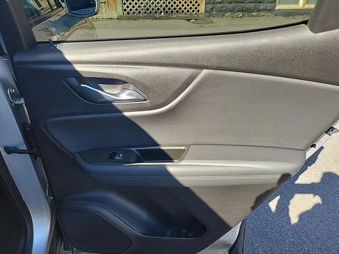 Used 2019 Chevrolet Blazer LT image 25