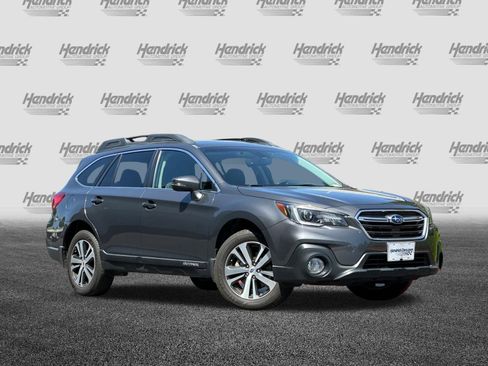 Used 2018 Subaru Outback 2.5i Limited image 2