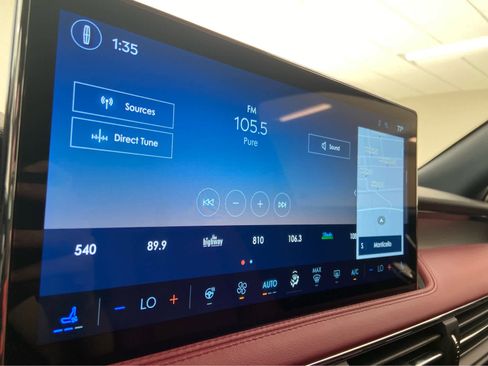 Used 2025 Lincoln Corsair Reserve w/ Jet Appearance Package AWD/4WD image 27